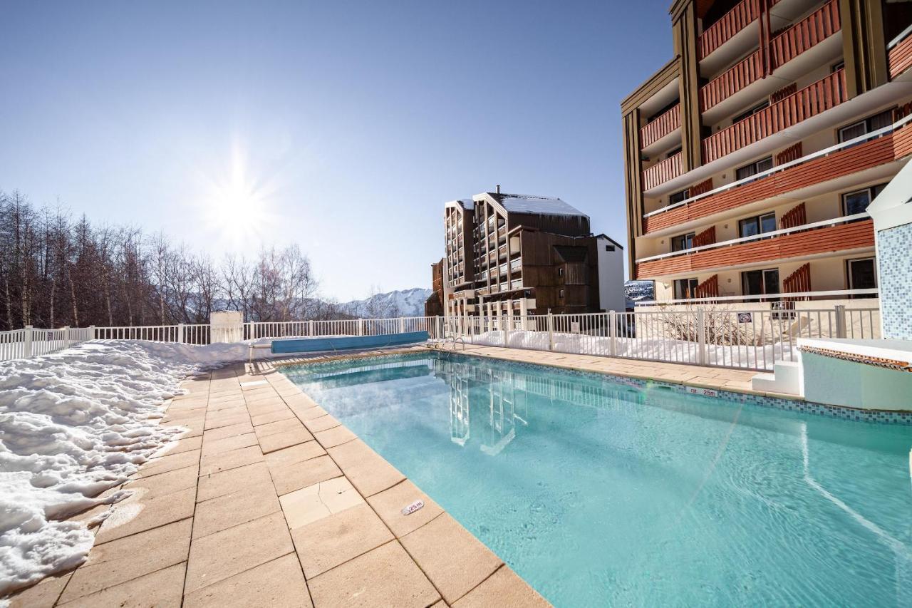 Appartement Pour 5 - Residence Avec Piscine Et Spa Huez Kültér fotó